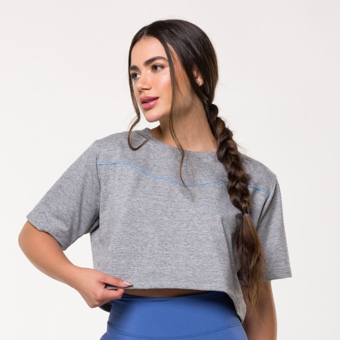 Cropped Street Cinza Mescla em Moletom Ararinha com Vivo Azul Glaciar
