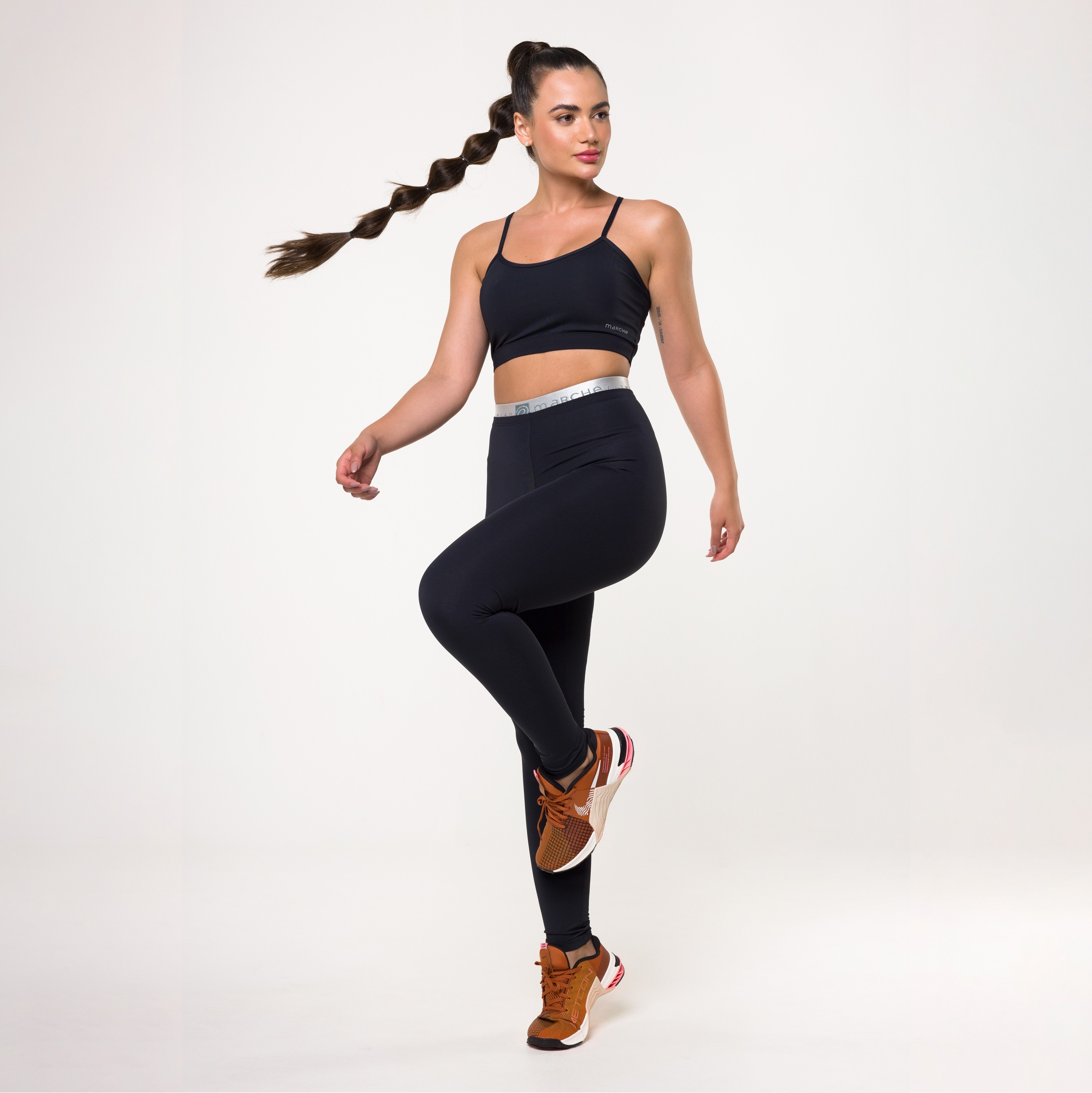 Calça Legging Preta com Elástico Personalizado na Cintura - Marche Fitwear